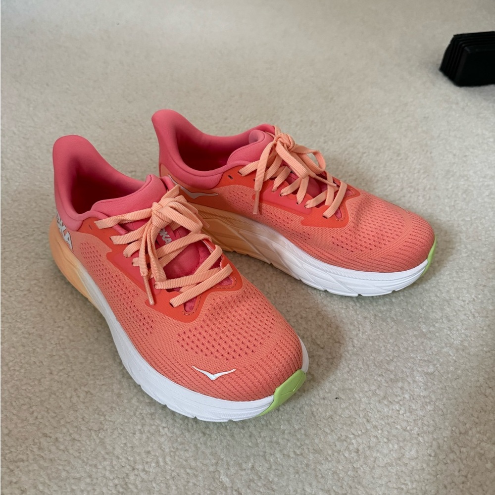 Hoka Arahi 7
